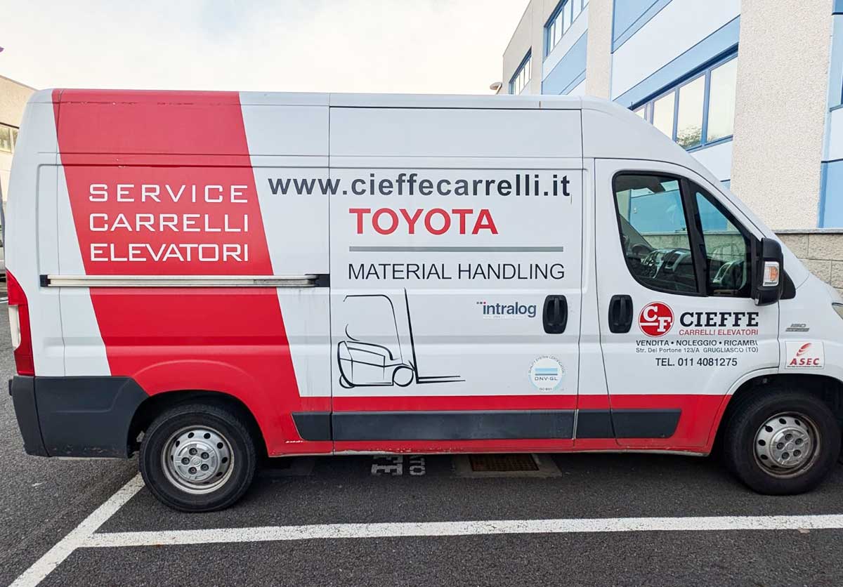 automezzi-2025 grafica su veicoli