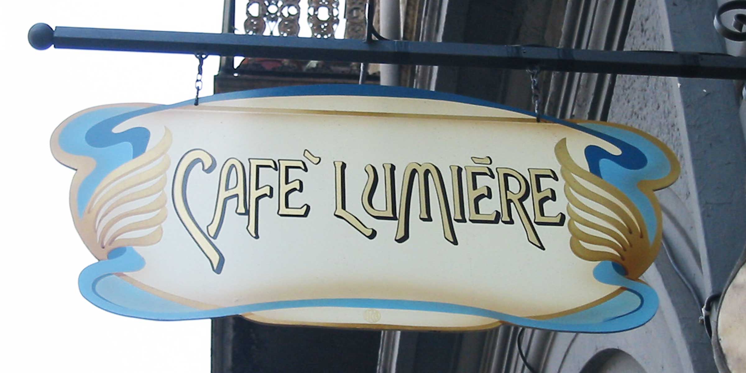 bandiera-lumiere-dipinta